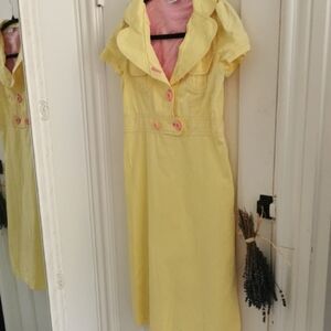 Vintage 50s yellow style retro rockabilly diner style. Size small.